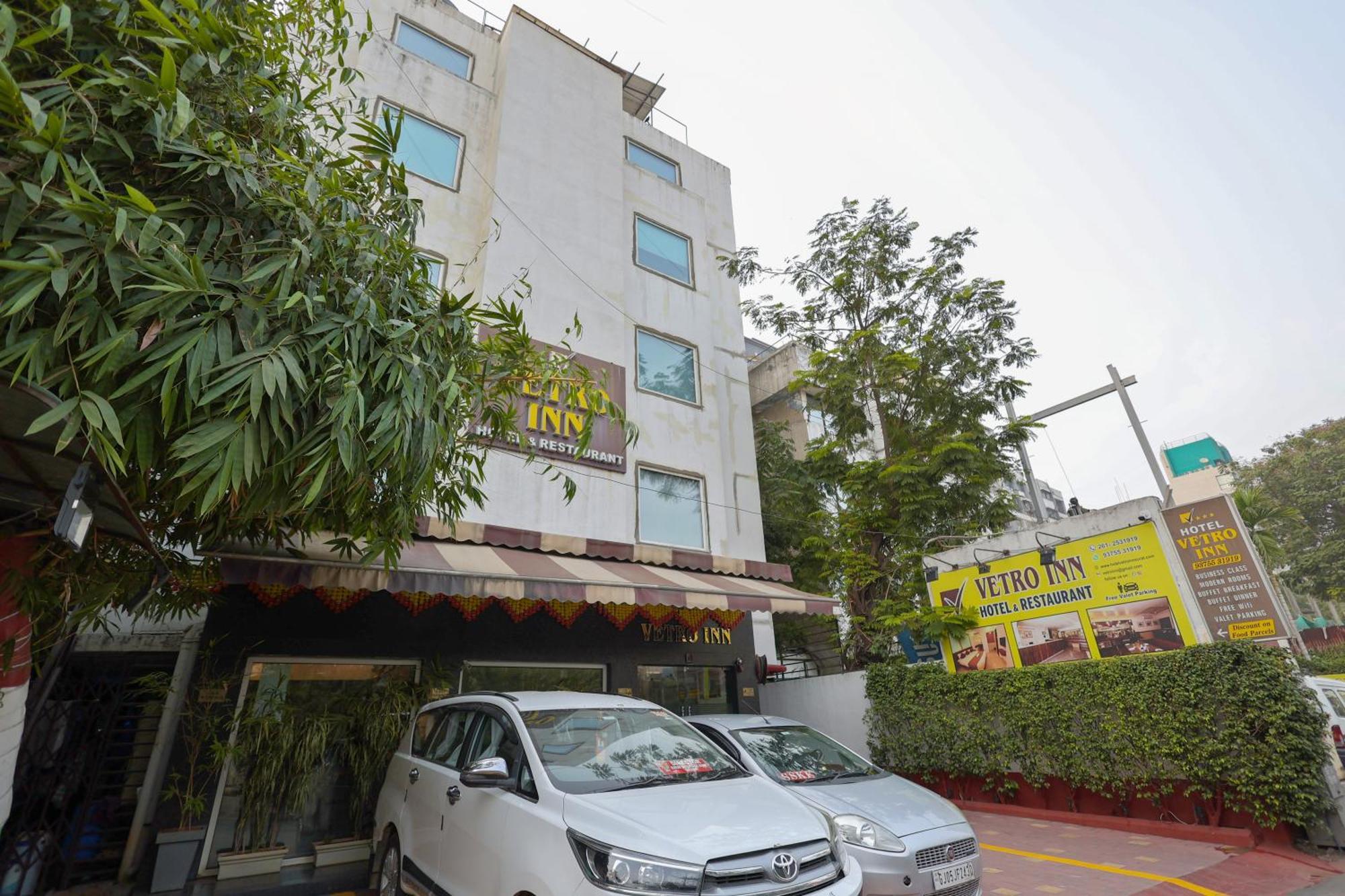 Hotel Vetro Inn Surat Ngoại thất bức ảnh